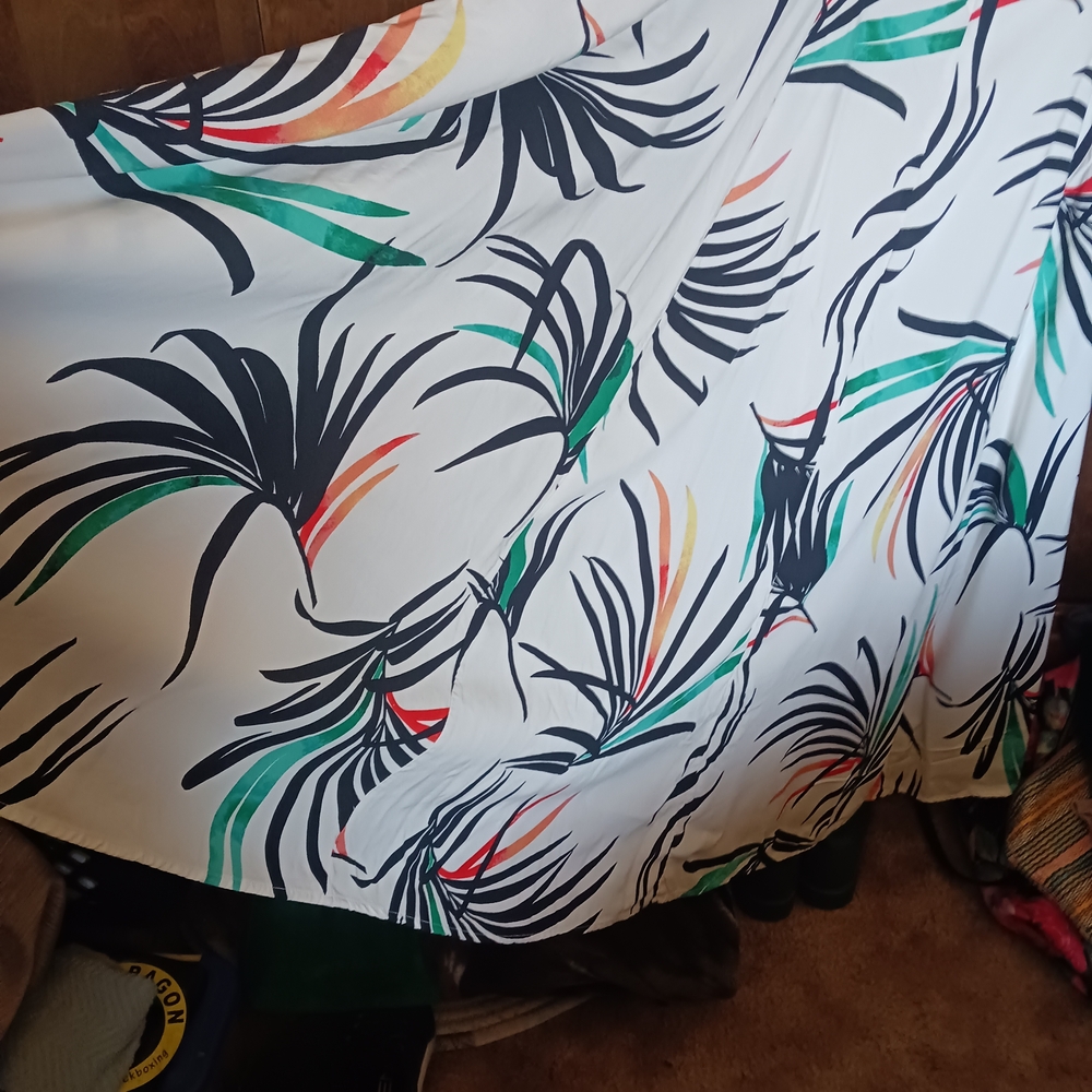 torrid Cream Tropical Leaf Print Maxi Dress - Picture 3 of 7